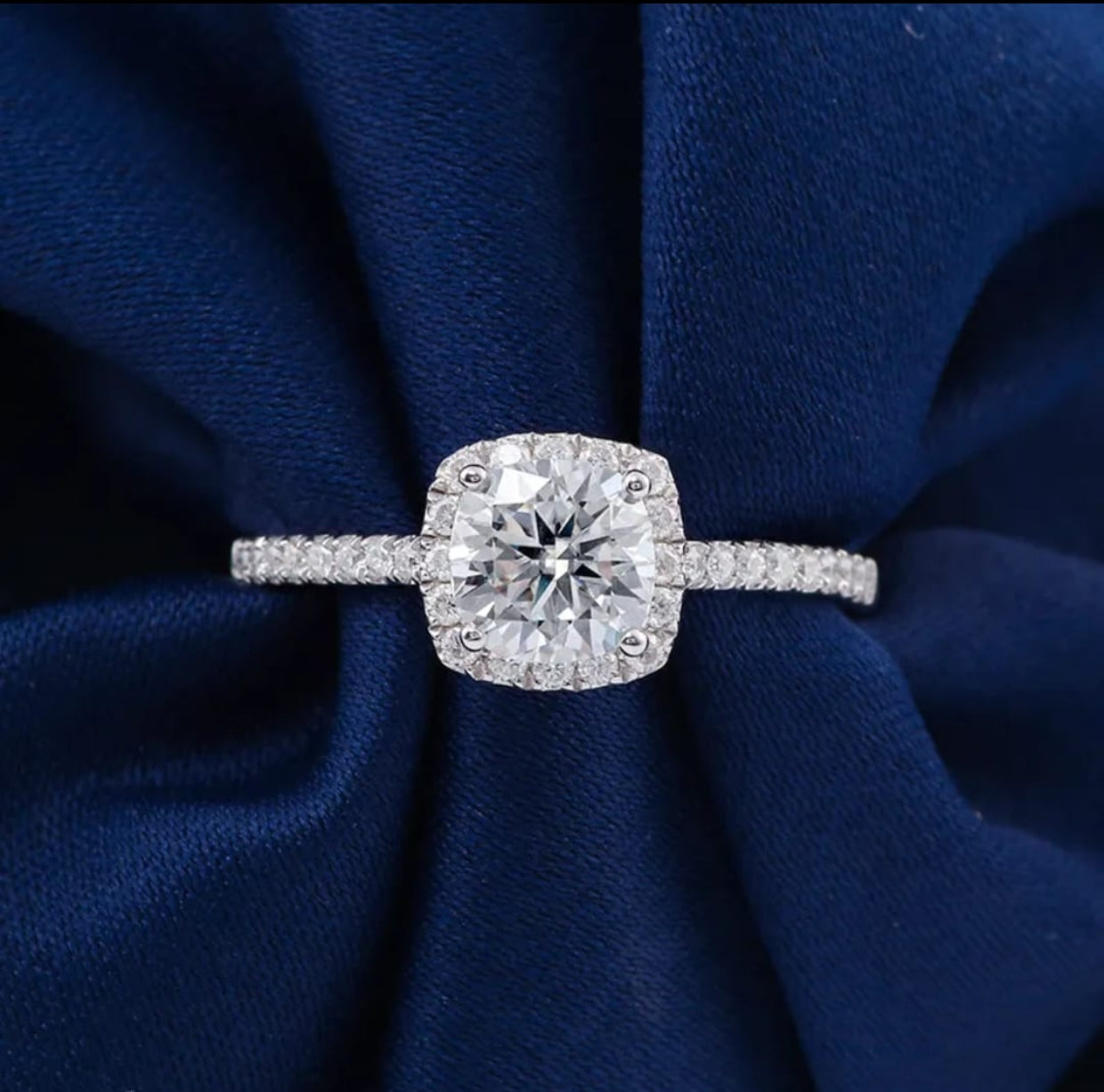 Luxury Solitaire Ring with Halo Setting