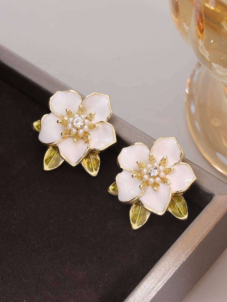 Elegant White Floral Statement Stud Earrings