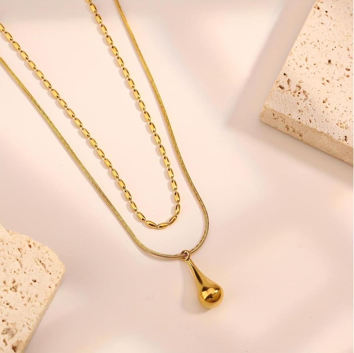 Elegant Gold-Plated Dual Layer Necklace with Teardrop Pendant