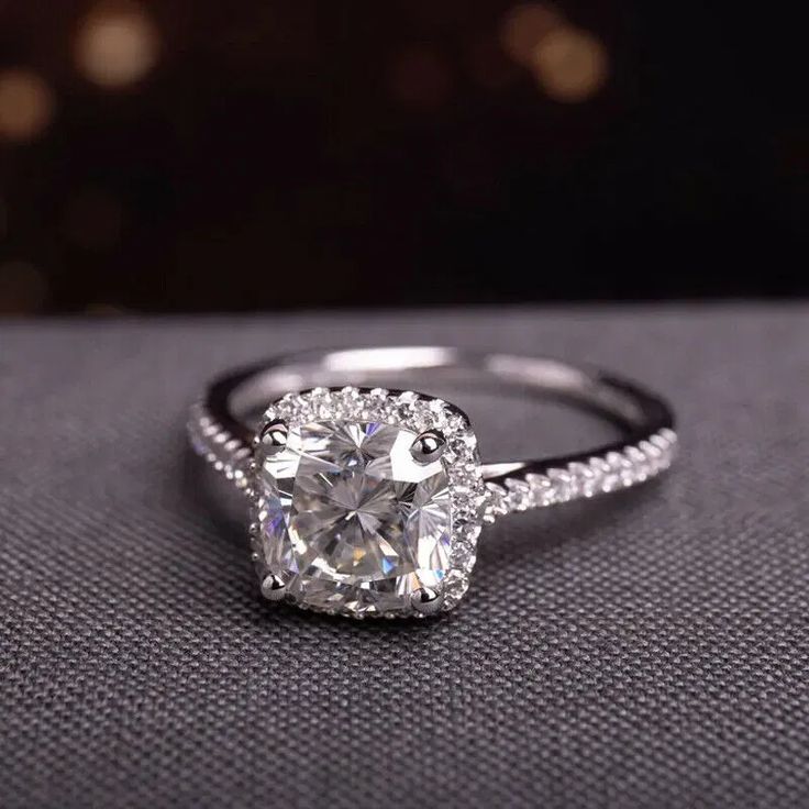 Luxury Solitaire Ring with Halo Setting