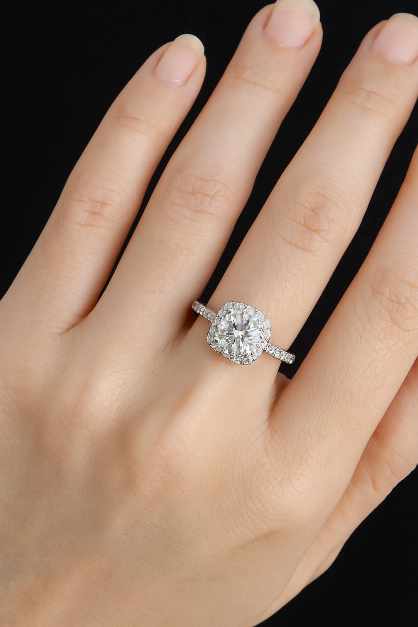 Luxury Solitaire Ring with Halo Setting