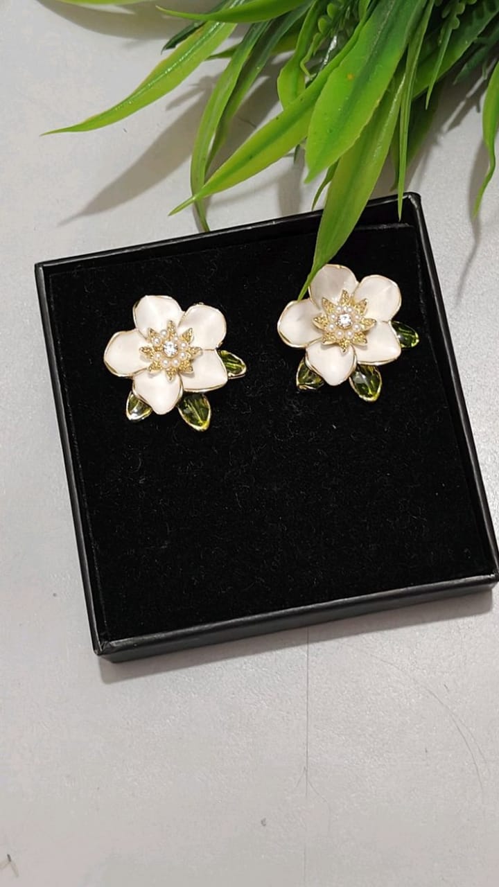 Elegant White Floral Statement Stud Earrings