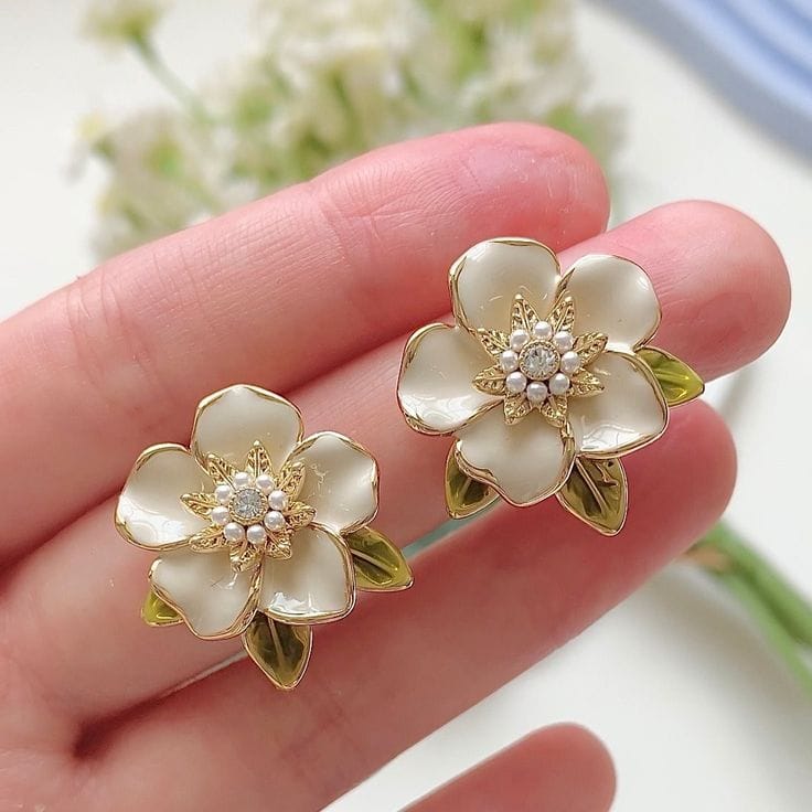Elegant White Floral Statement Stud Earrings