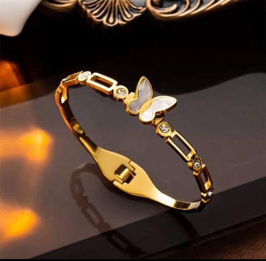 Elegant Golden Butterfly Bracelet with Crystal Detailing